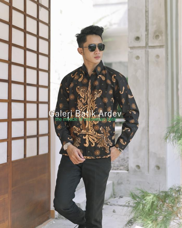 Gambar Kemeja Batik Pria Dewasa KERIS SOGAN Lengan PANJANG - M dari Galeri Batik Ardev undefined Tokopedia