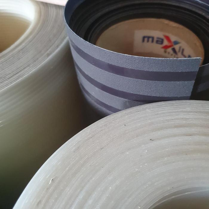 Gambar fiber pagar garis maxilon - Hitam dari hommyjogja undefined Tokopedia