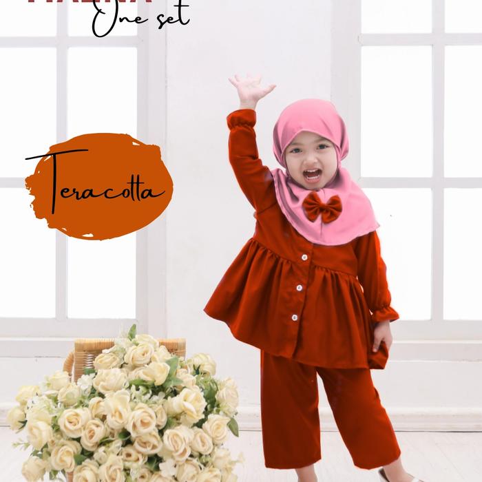 Gambar One set Anak plus Hijab / Tunik Set Jilbab anak Hazna Series by Mysha - Terracota, S dari Mysha Kids Muslimah undefined Tokopedia