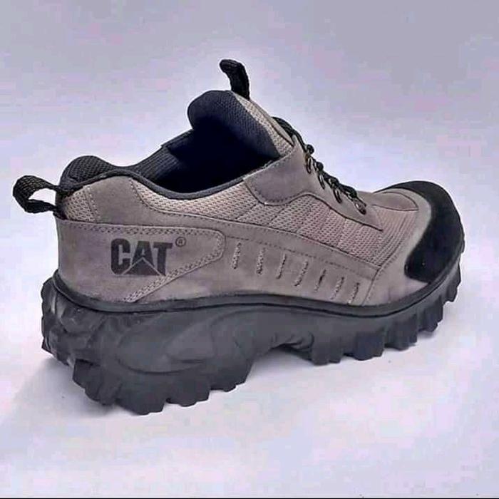 Gambar sepatu safety caterpillar original - Abu-abu, 39 dari RDV18 FOOTWEAR undefined Tokopedia