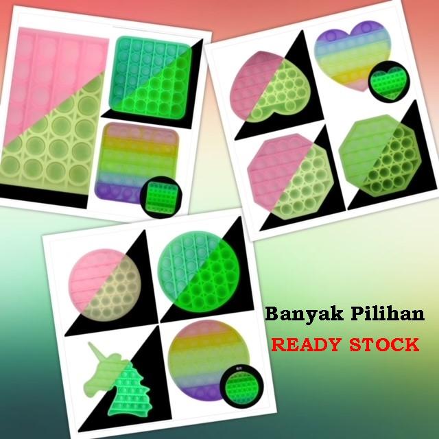 Promo Glow in The Dark Pop It Fidget 