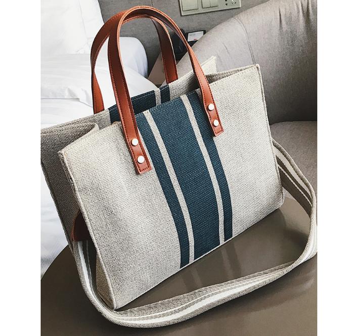 Gambar Tas wanita import kerja handbags korea zara fossil original 087 BLACK - List Biru dari AL Fattah Mall undefined Tokopedia
