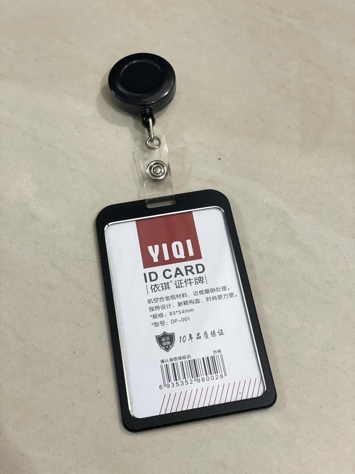 Gambar Casing ID Card Case Alumunium Besi Dengan Yoyo 1 Set Warna - Hitam dari Woodlogs Store undefined Tokopedia