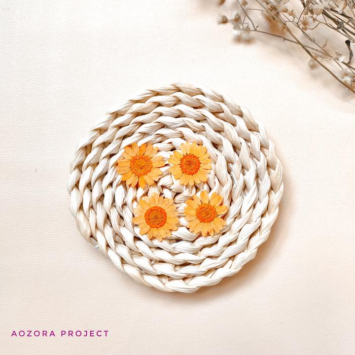 Gambar Dried Pressed Flowers Popsocket / Pressed Flower Pop Socket - Orange, Popsocket Hitam dari Aozora Project undefined Tokopedia
