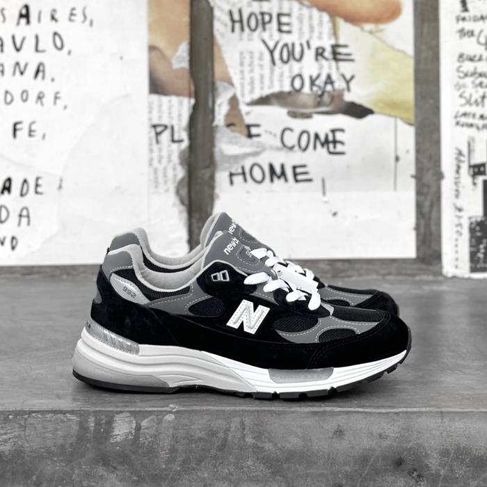Jual New Balance 992 Grey Black - 42 
