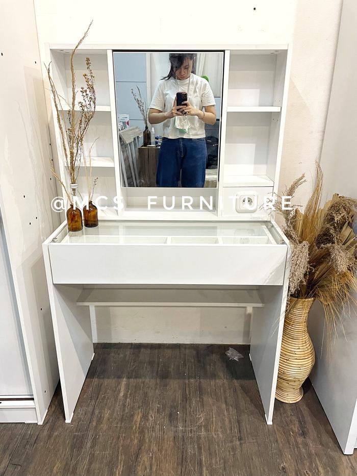 Gambar Meja Rias Laci Kaca Minimalis Mebel Furniture MCS Semarang - Meja rias saja, Smg Rkit Cht DL dari Mebel Semarang MCS Furniture undefined Tokopedia