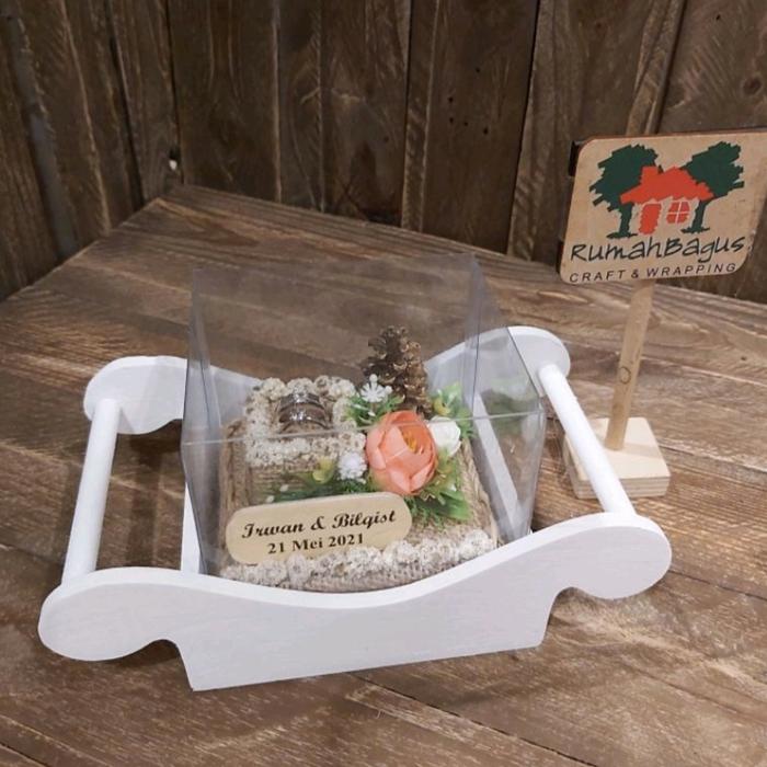 Gambar kotak cincin klasik - putih peach dari Rumahbaguscraft1 undefined Tokopedia