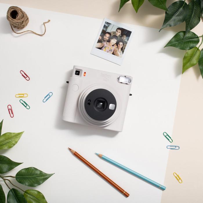 polaroid camera instax sq1 square