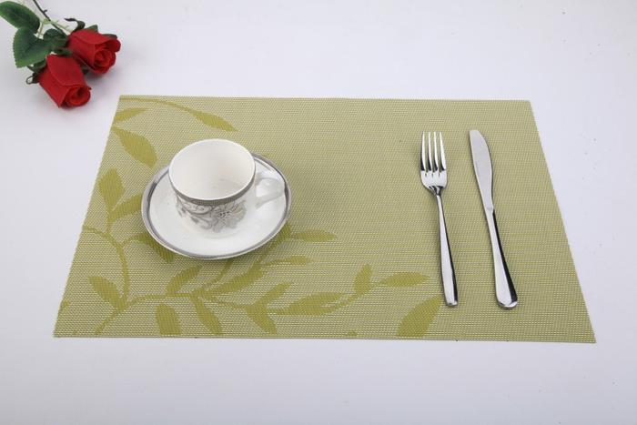 Gambar Tatakan Piring Makan / Placemat Leaves - Green dari Home Decor Zega undefined Tokopedia