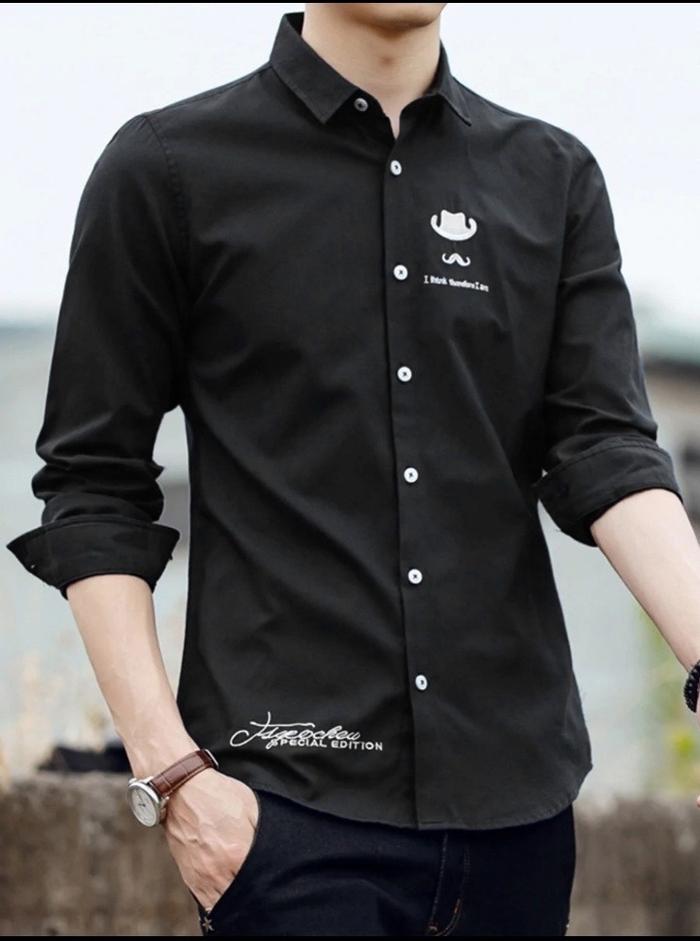 Gambar Kemeja Pria Lengan Panjang Slimfit Hem Cowok Vero Formal Premium Murah - Hitam, L dari queenlabell undefined Tokopedia