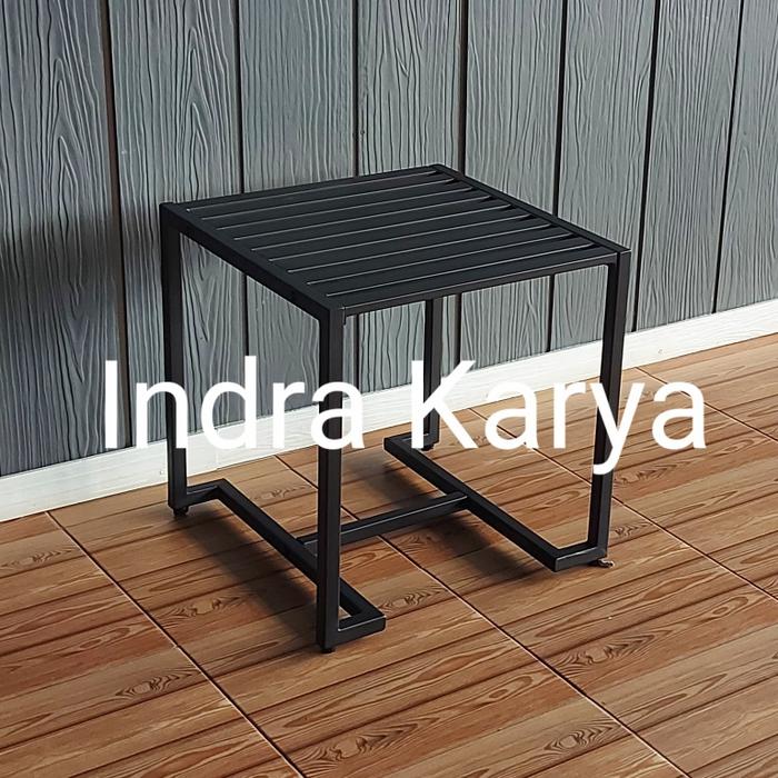 Gambar Meja taman / meja teras besi model tinggi - Hitam dari Indrakarya.sltg undefined Tokopedia