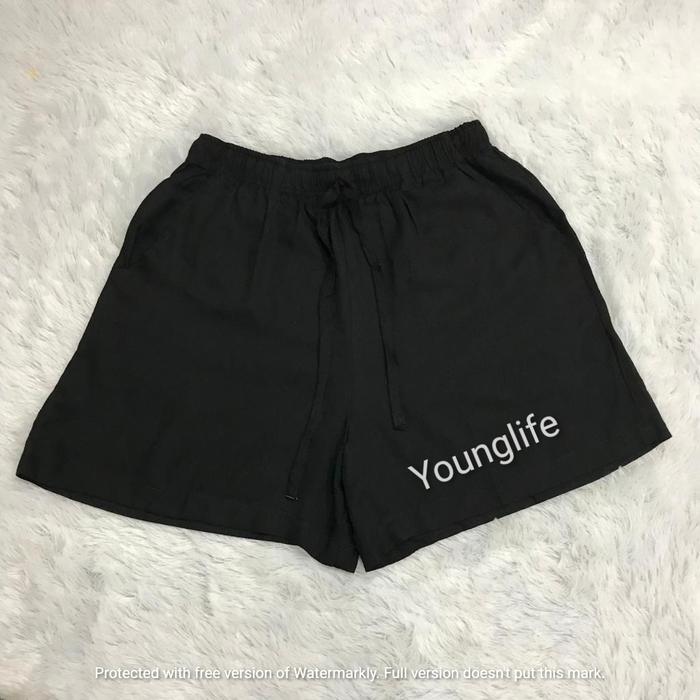 Gambar celana pendek wanita / celana santai / celana rumahan / celana pendek - Black dari Younglife68 undefined Tokopedia