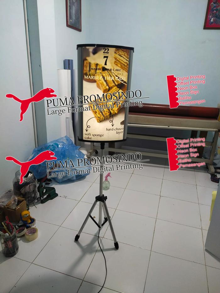 Gambar Tripod Rotary Light Box / Rotary Light Box Banner dari Pumapromosindo undefined Tokopedia