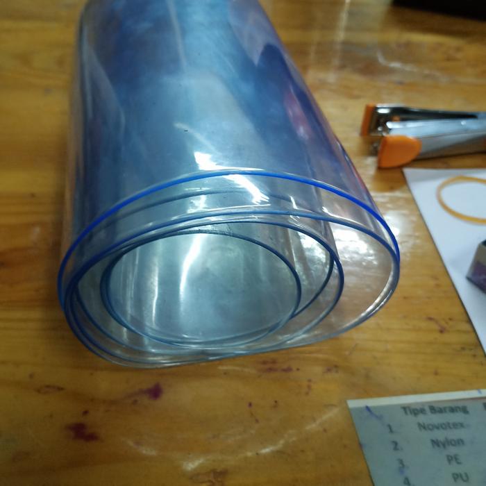 Gambar pvc strip curtain clair T 2mmx L 20cm x P 2m + klip dari jaya mandiri packing undefined Tokopedia