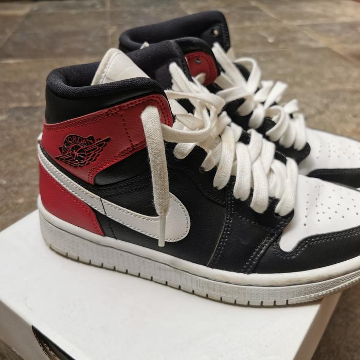 Jual Nike Air Jordan 1 Mid Bred Toe Noble Red - Kab. Bogor - OLLYnOLLY |  Tokopedia