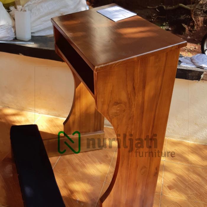 Bangku Doa Berlutut Minimalis Kayu