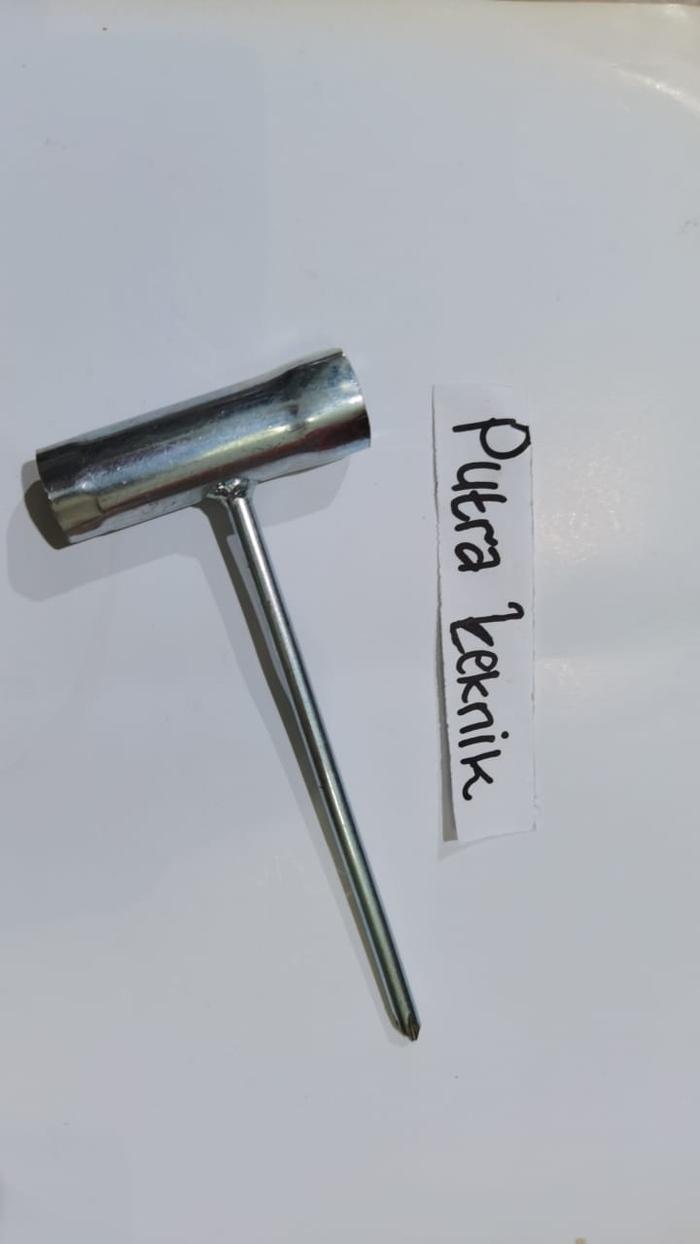 Gambar Kunci Busi Mesin Pemotong Rumput / Babat 318/328/338 dari Putrateknik undefined Tokopedia