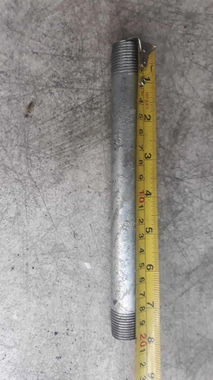 Gambar Pipa GIP 1/2 inchi SPINDO (tebal 2.6mm) MED SNI Ulir uk. 15cm & 20 cm - 20 cm dari PENGUIN FITTING HDPE undefined Tokopedia