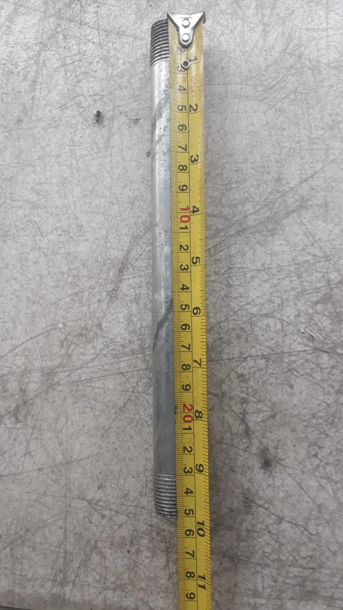 Gambar Pipa GIP 1/2 inchi SPINDO (tebal 2.6mm) MED SNI Ulir uk. 25cm & 30 cm - 25 cm dari PENGUIN FITTING HDPE undefined Tokopedia