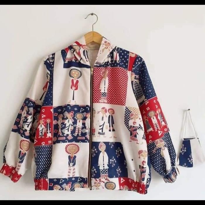 Jual Jaket hoodie wanita Batik solo/motif perca - M - Kab. Sragen - Batik  Fatih Solo | Tokopedia
