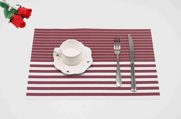 Gambar Placemat / Alas Piring / Alas Makan Modern Style - Red +white dari Home Decor Zega undefined Tokopedia