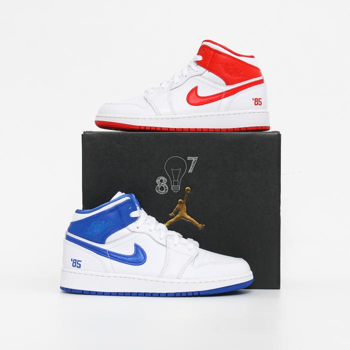 852542 - 104 Air Jordan 1 Mid SE \