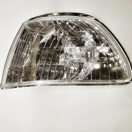 Gambar lampu sein corner lamp toyota new kijang 2000 - 2002 - kiri dari TheChampions undefined Tokopedia