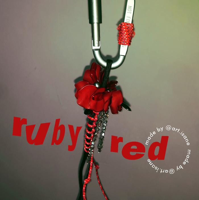 Gambar Artisane Bag Charm - Ruby Red dari Artisane World undefined Tokopedia