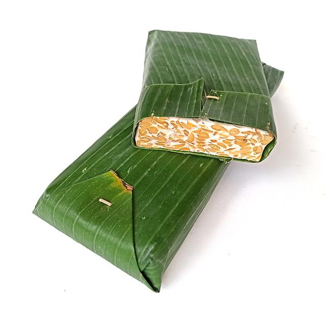 Gambar Tempe Daun Pisang fresh setiap hari dari FDG BGR undefined Tokopedia