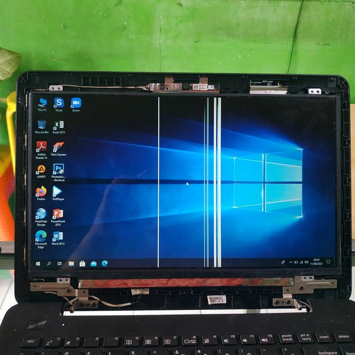 Gambar Layar Laptop LED 14 Slim bukan LCD - Bergaris dari Mazaya Computer undefined Tokopedia