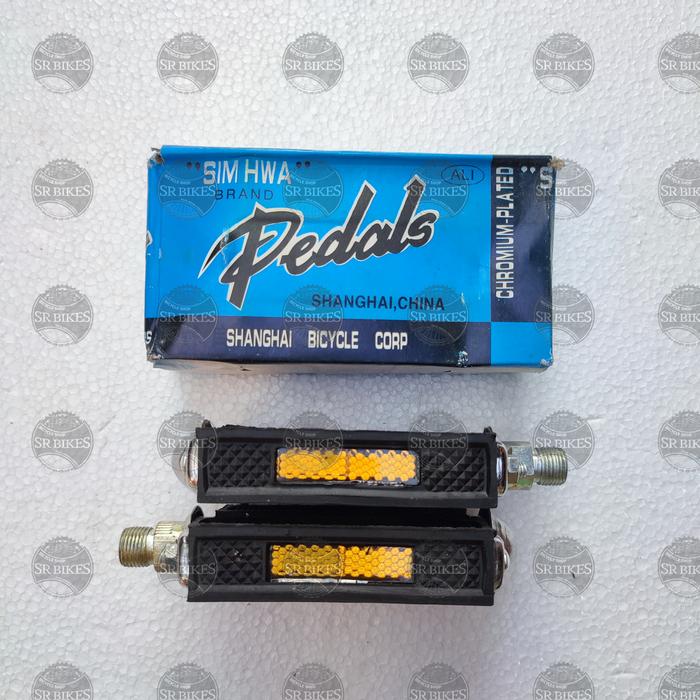 Gambar Pedal RETRO CLASSIC Sepeda Jengki Mini Onthel. AS BESAR 9/16". SIM HWA - Hitam STOPAN dari SR Bikes undefined Tokopedia