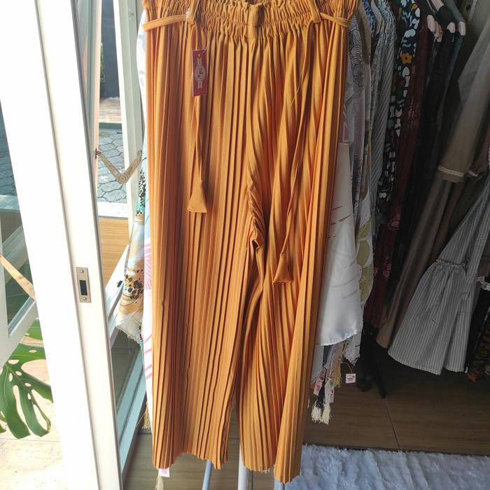 Gambar celana kulot plisket import premium - Mustard dari Hijab Maya_NEW undefined Tokopedia