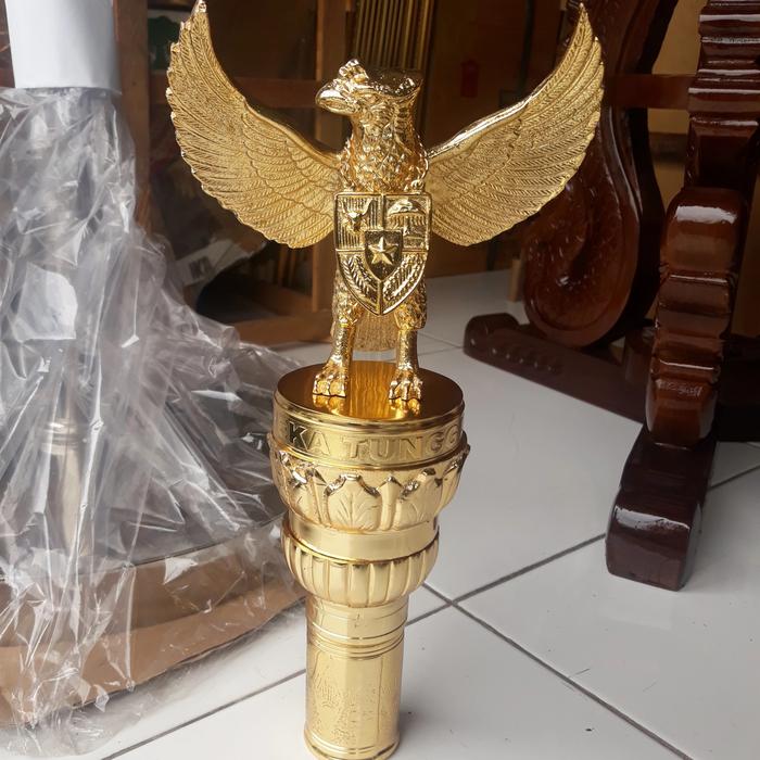 Gambar Logo garuda pancasila pataka - gold (emas) dari garuda sakti production undefined Tokopedia