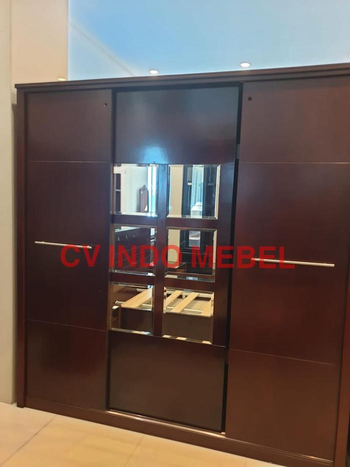 Gambar Lemari Pakaian Mewah Kayu Sliding 3 Pintu Promo Murah Ready Makassar dari INDO MEBEL MAKASSAR undefined Tokopedia