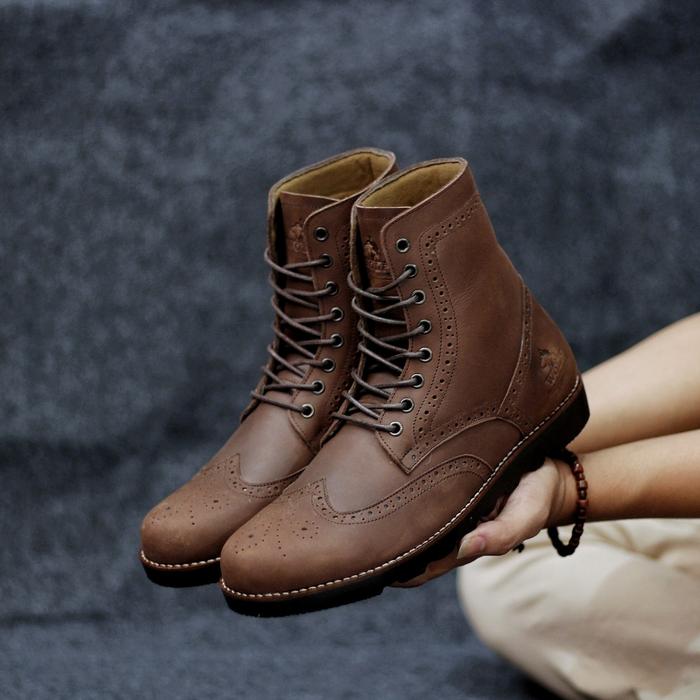 Gambar Sepatu boots pria original sepatu kulit asli fashion pria boots pria - Cokelat, 43 dari paciente undefined Tokopedia