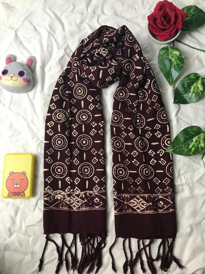 Gambar Syal Batik Cap - Selendang Wanita Santung Terbaru Warna Ungu Grosir - 1 dari Nuken Batik undefined Tokopedia