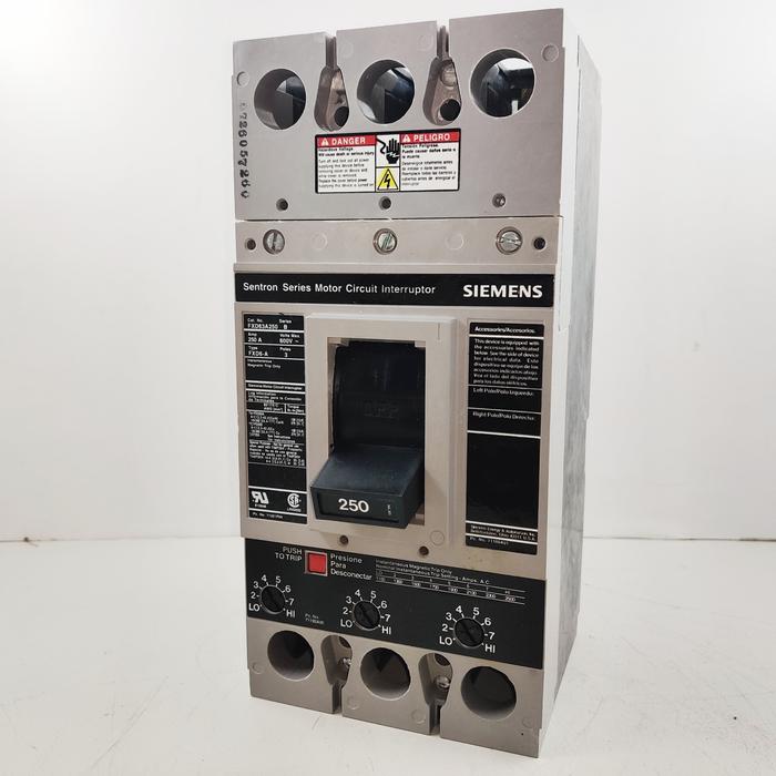 Siemens Interruttore automatico 250A 4p 100-250A/In 3VA6325-7JP41-0AA0