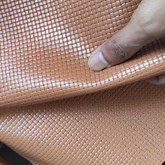 Gambar Kulit Sapi Motif Tikar Kulit Sapi Emboss Tikar - tan dari Decangkir undefined Tokopedia