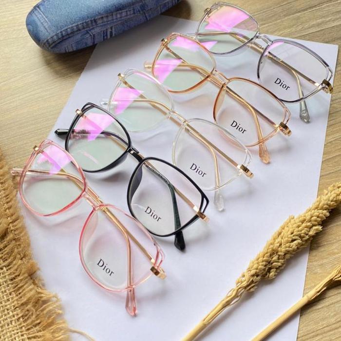 Gambar kacamata baca plus wanita anti radiasi - Hitam, anti radiasi dari OptikJayaa undefined Tokopedia
