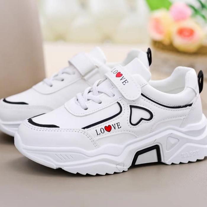Gambar sepatu sneakers anak perempuan love casual korea style murah terbaru - Hitam, 27 dari Hoky Shoes Store undefined Tokopedia