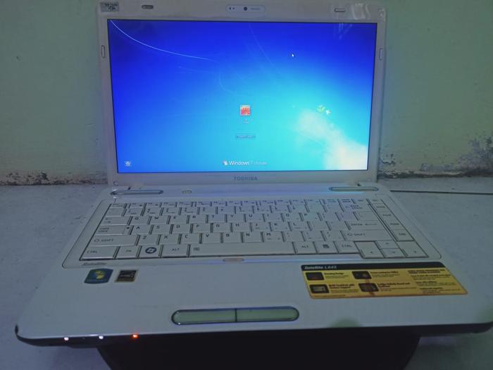 東芝 2018年式 Core i3搭載 メモリ4G SSD256G webカメラ Bluetooth