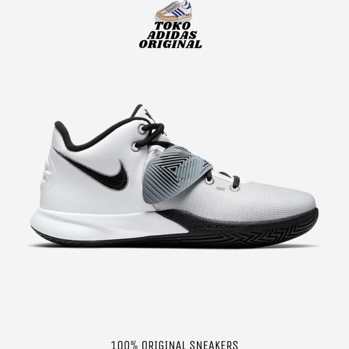 kyrie flytrap 3 all black