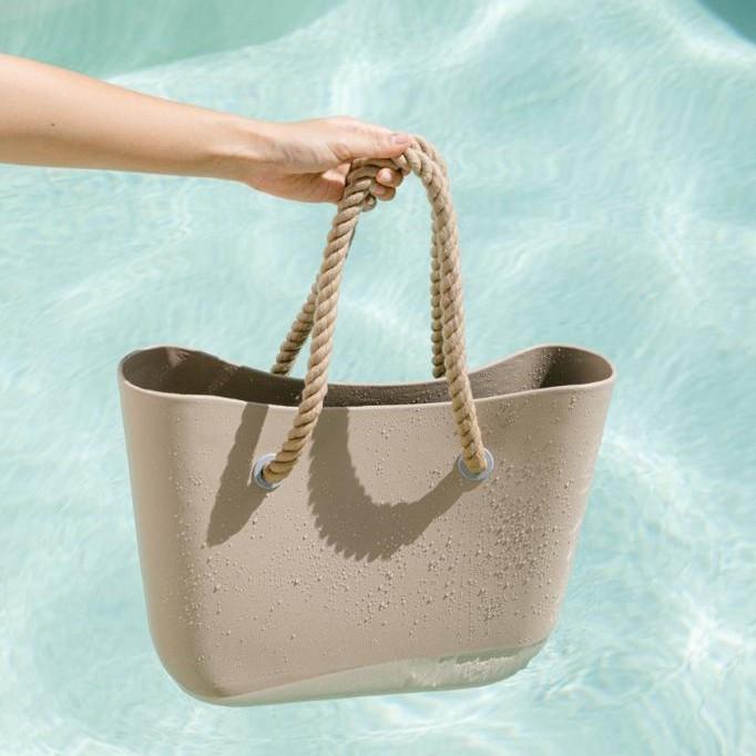 Gambar Lee Vierra Wet Bag, Tas Pantai Tahan Air - Taupe dari leevierrakids undefined Tokopedia