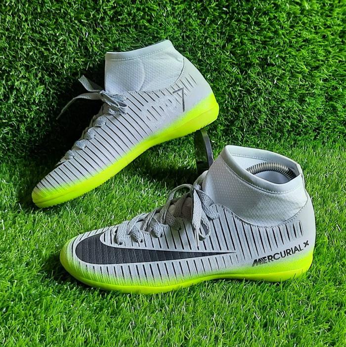 Gambar sepatu futsal pria nike super fly grade ori import premium size 39-43 - Abu-abu, 38 dari kedai sepatu bandung84 undefined Tokopedia