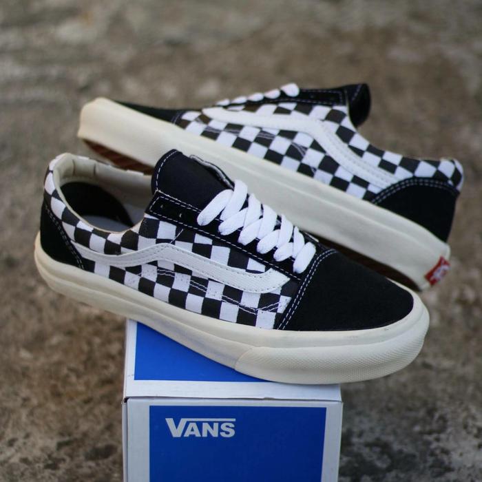 vans checkerboard low top