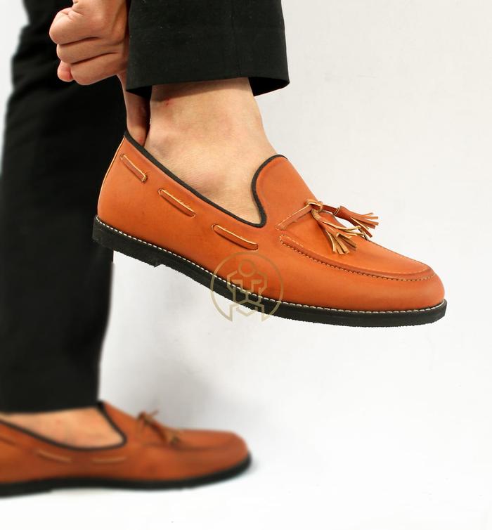 Gambar SEPATU FORMAL LOAFERS PRIA KASUAL - Tan, 39 dari king collection store undefined Tokopedia