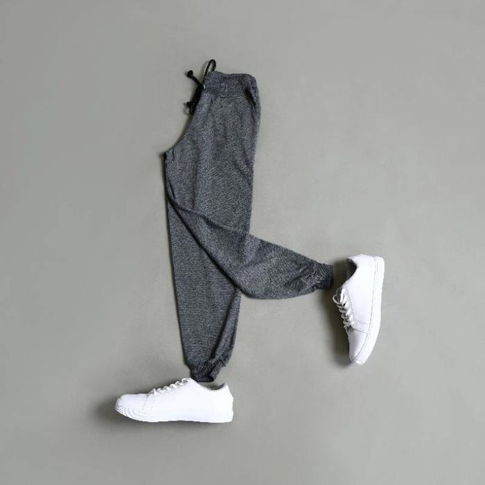 Gambar Celana Joger Pria Motif Sweatpants - Abu Tua, M dari Wellwell official store undefined Tokopedia