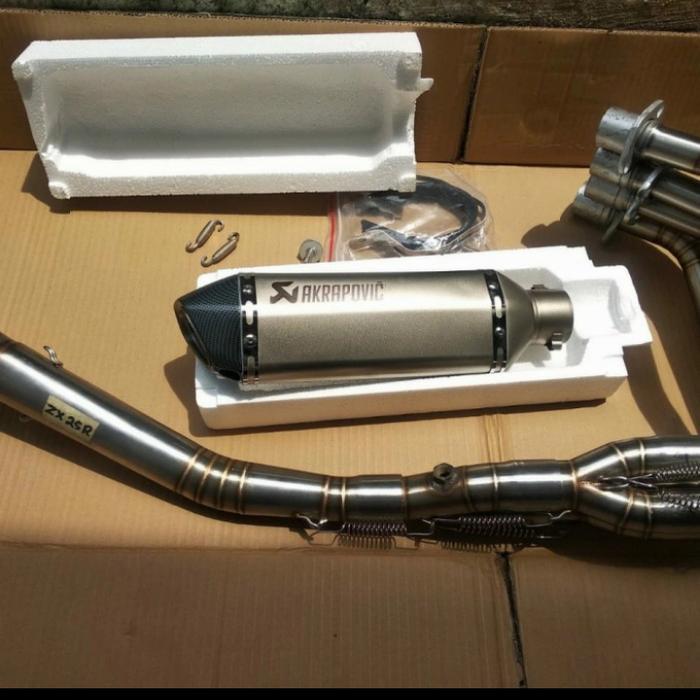 Gambar Knalpot Akrapovic import fullsystem ZX25R ZX25RR - Titan laser dari CHS knalpot undefined Tokopedia