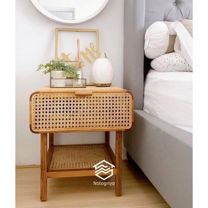 Gambar Nakas minimalis Bedside Table Minimalis meja samping rotan jati jepara - bulat dari Notogriyo undefined Tokopedia