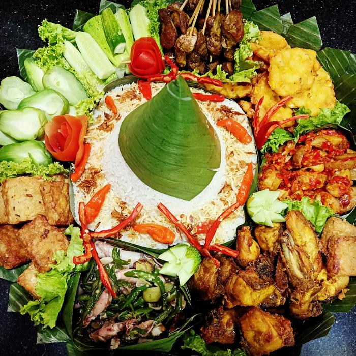 Gambar tumpeng nasi liwet 10 orang - S dari namina's kitchen undefined Tokopedia